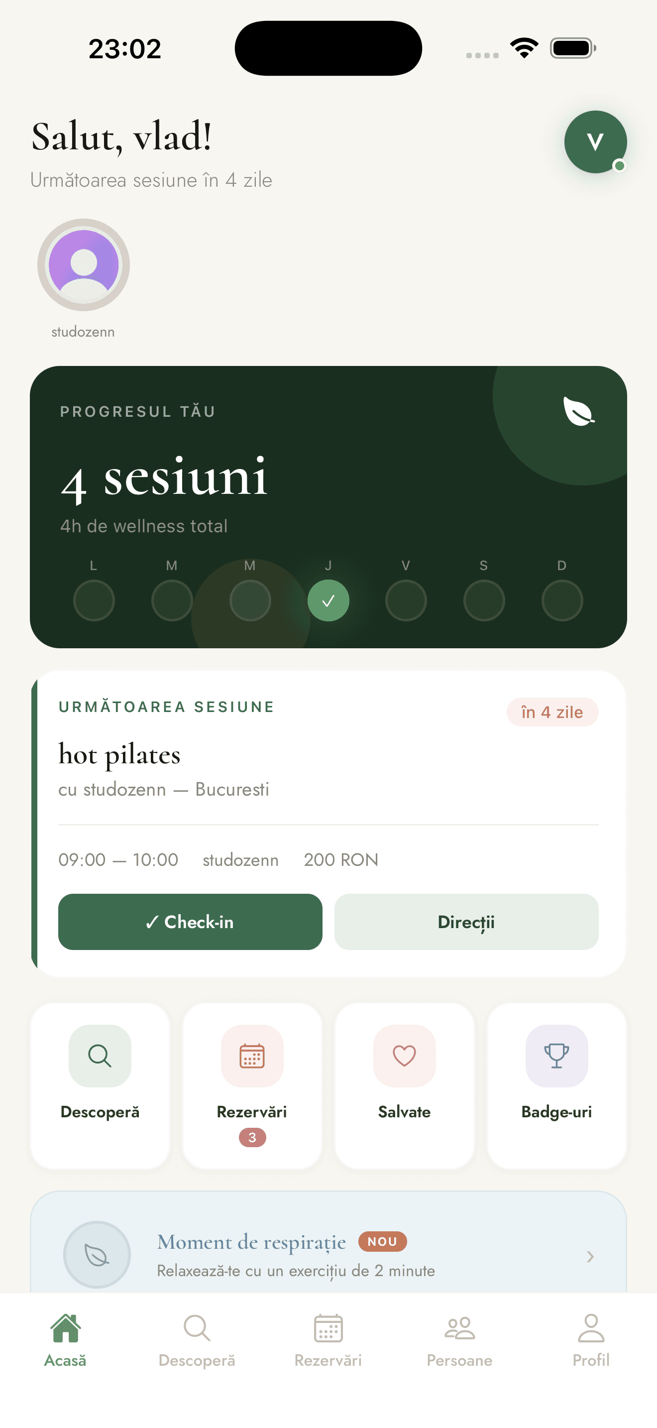WYRA aplicație mobilă — dashboard cu sesiuni de wellness